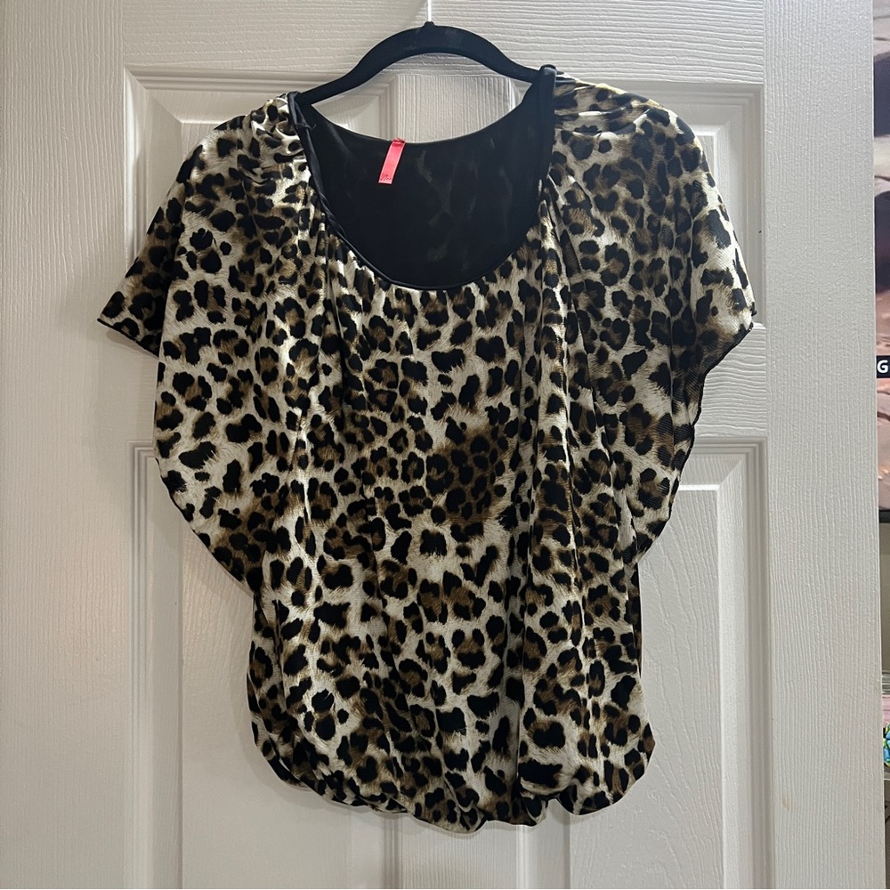 Women’s Shirt Size s
